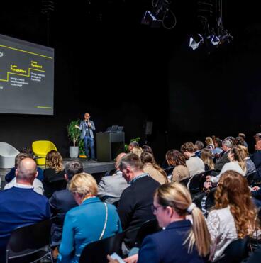 Molnár Péter / MOME Future School