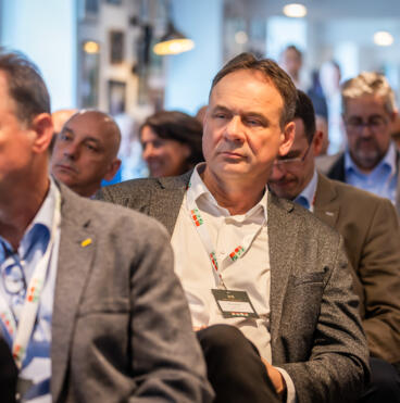 Rácz József / Prémium Kert Kft.